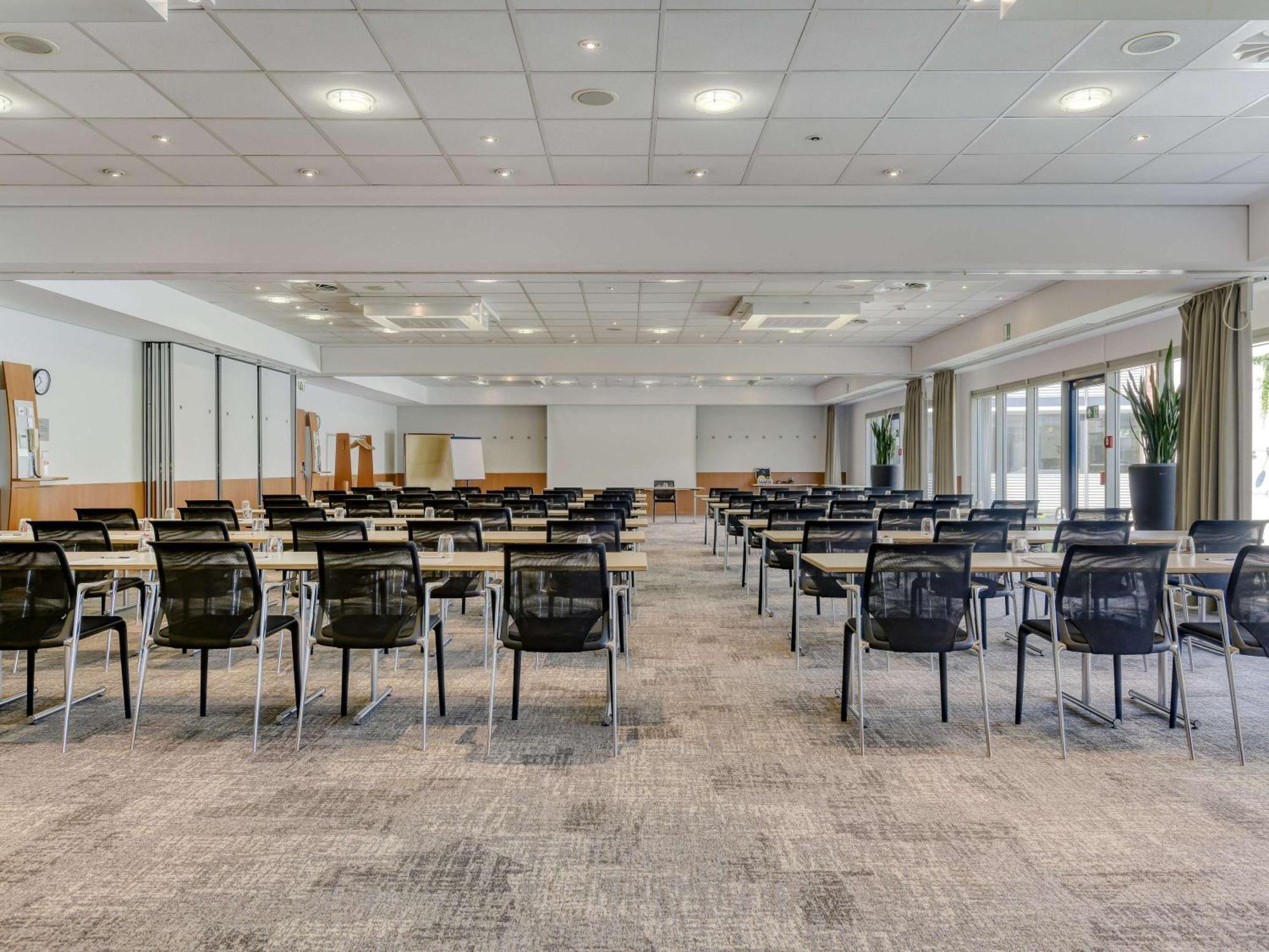 Novotel Koeln City Экстерьер фото